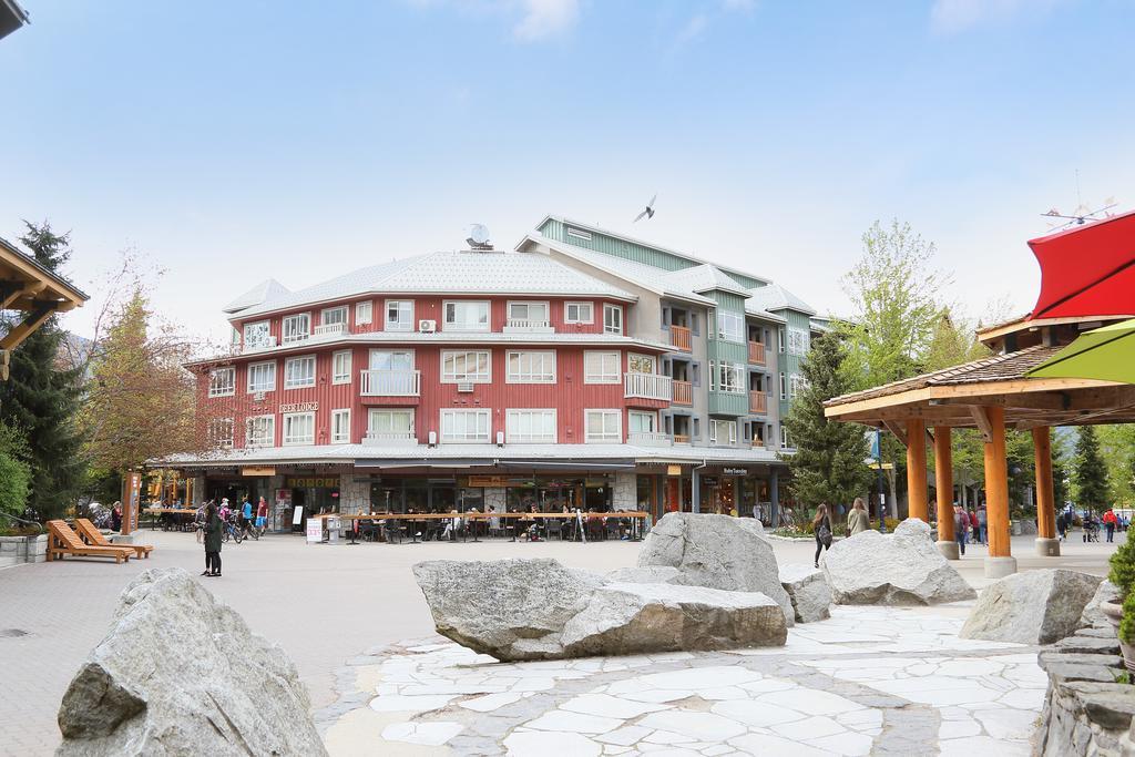 Whistler Town Plaza By Latour Hotels And Resorts 외부 사진