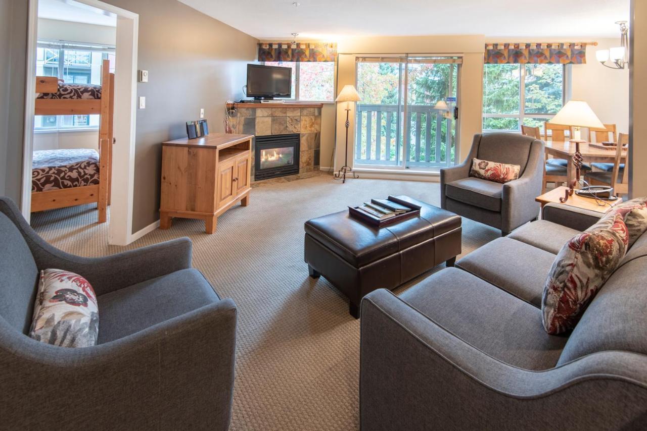 Whistler Town Plaza By Latour Hotels And Resorts 외부 사진
