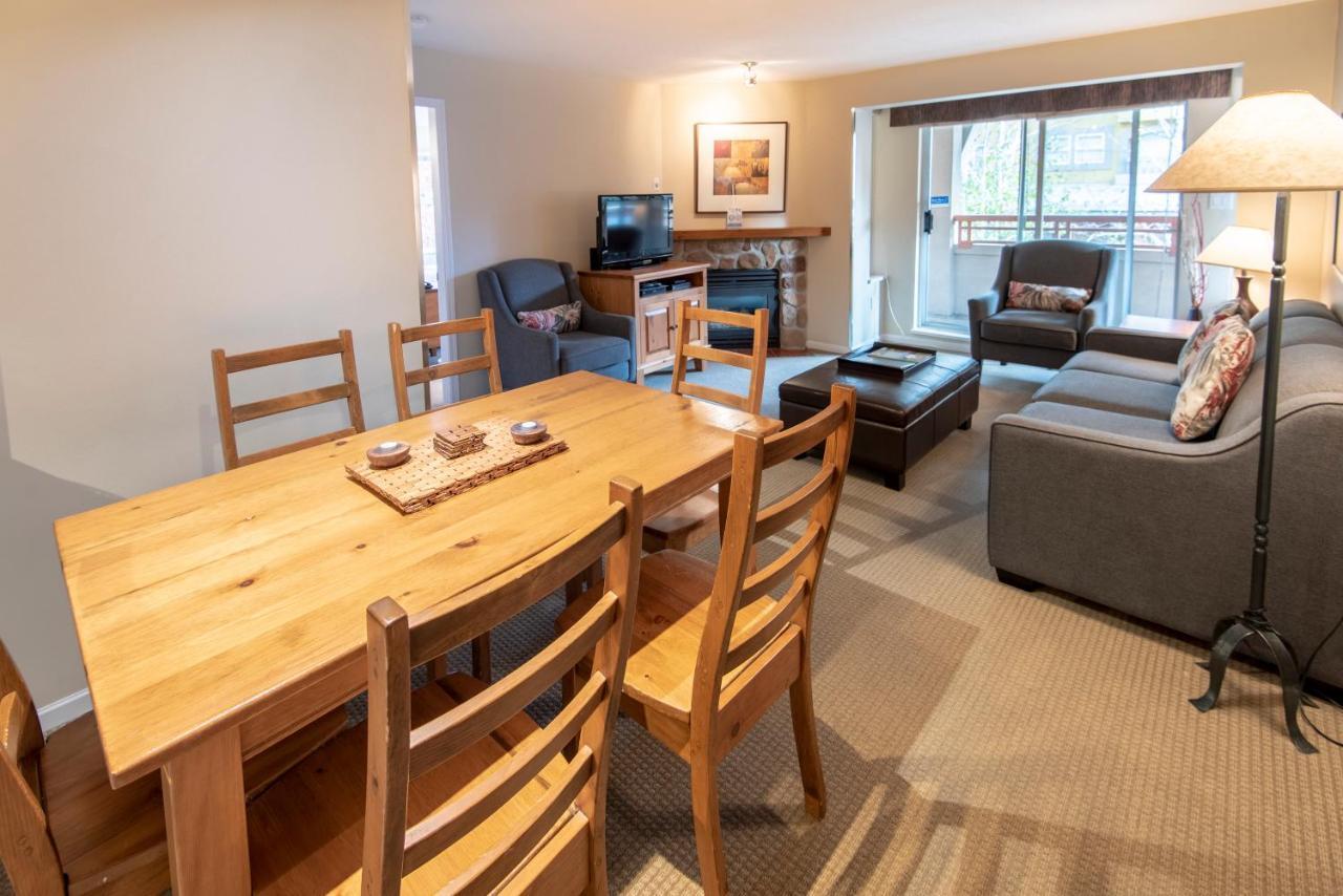 Whistler Town Plaza By Latour Hotels And Resorts 외부 사진