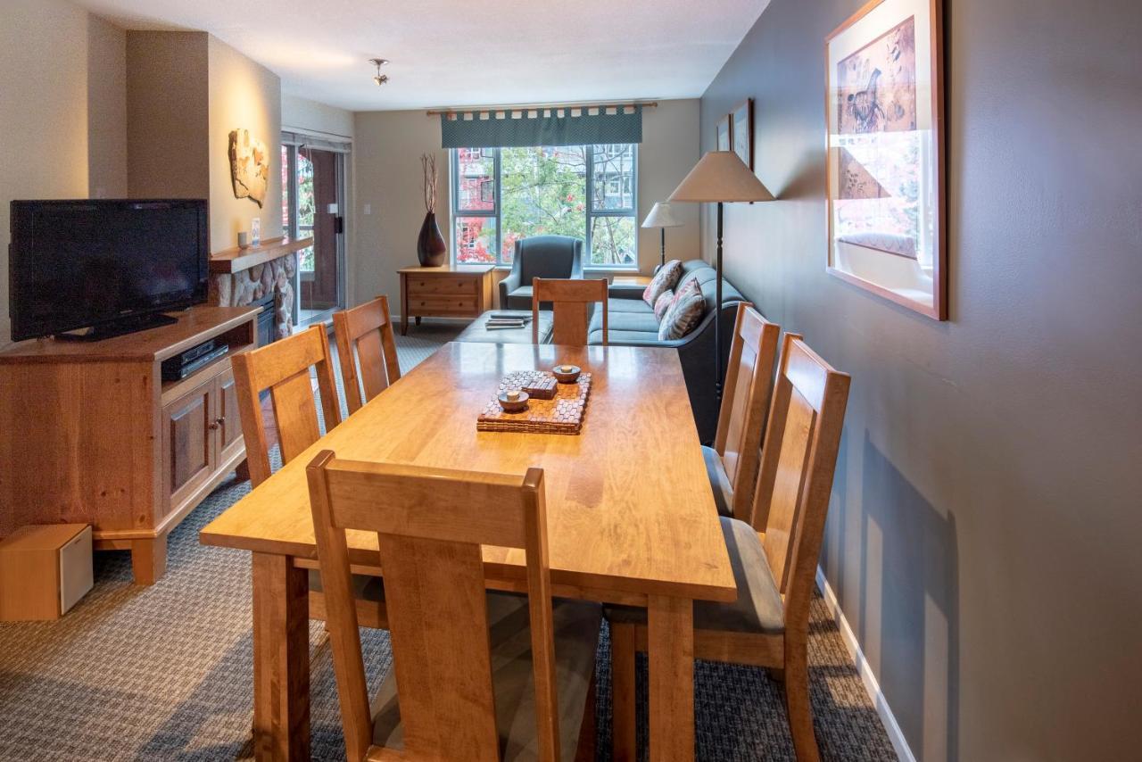 Whistler Town Plaza By Latour Hotels And Resorts 외부 사진