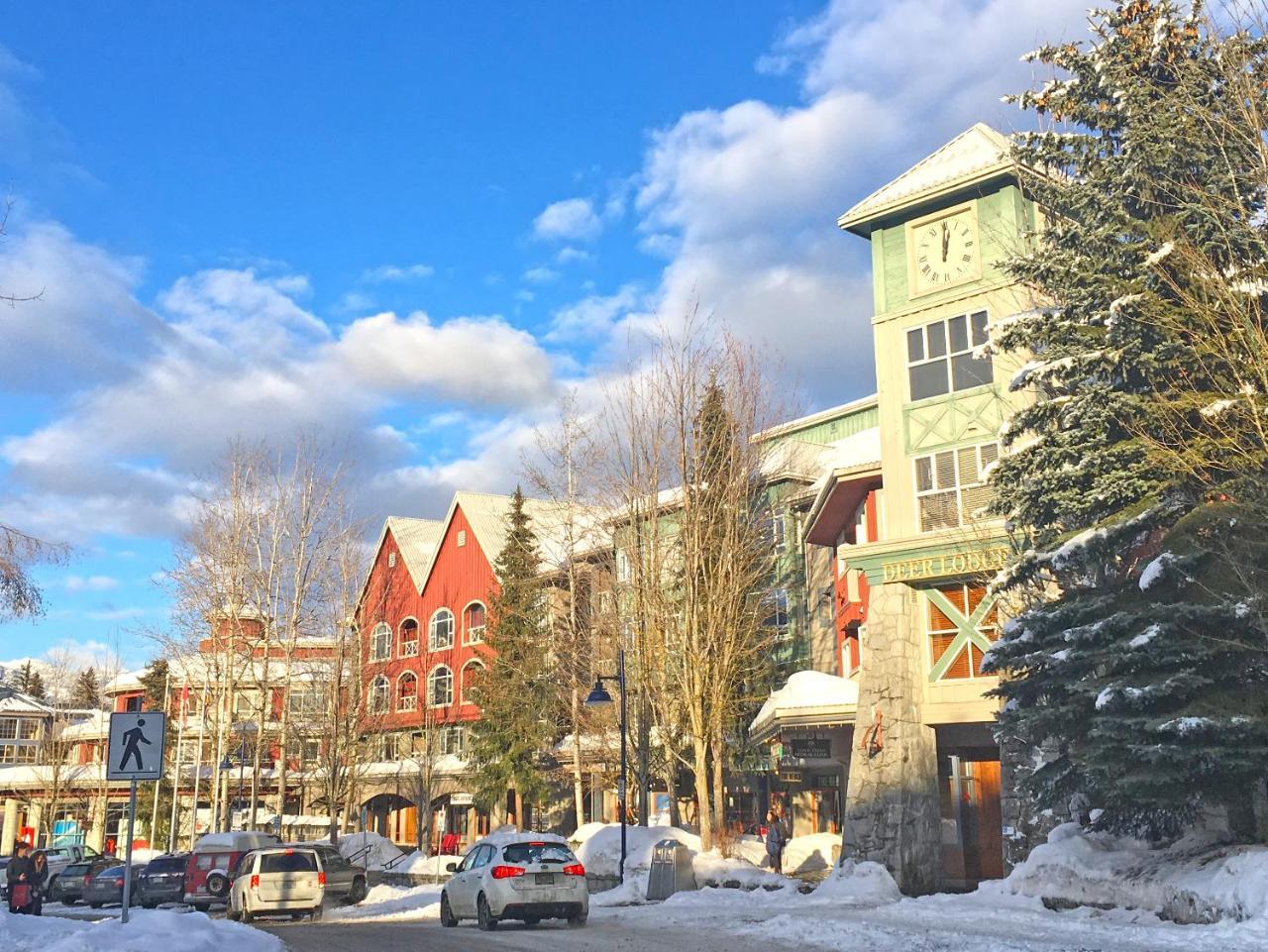 Whistler Town Plaza By Latour Hotels And Resorts 외부 사진