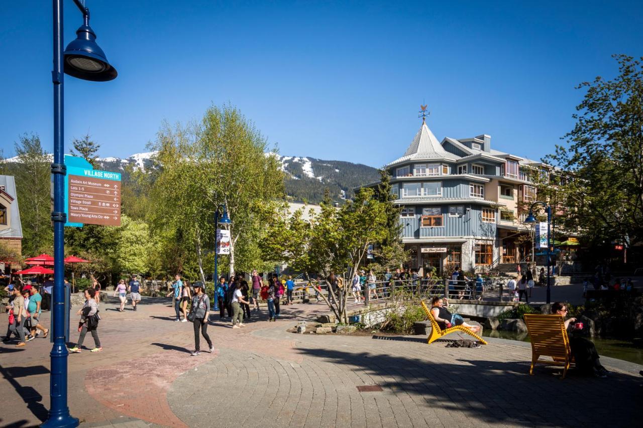 Whistler Town Plaza By Latour Hotels And Resorts 외부 사진